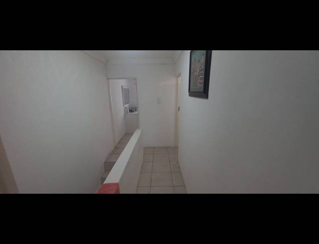 3 BEDROOM FREEHOLD FOR SALE IN MONTFORD